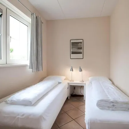 Ferienhaus Charming With Terrace Near Forest *