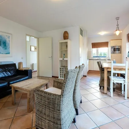 Holiday home Charming 6-person Sint Maartensvlotbrug