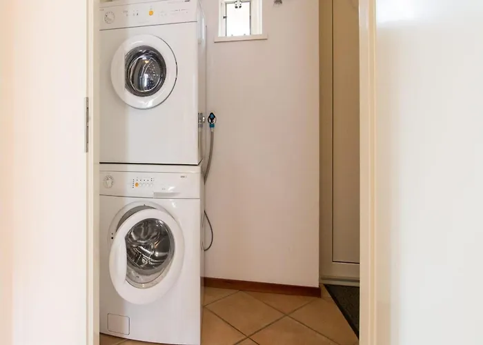 Charming With Terrace Near Forest Дом отдыха